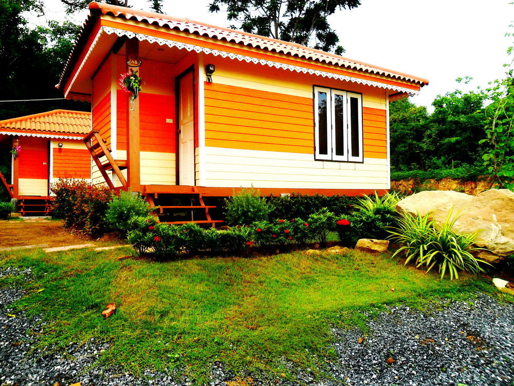 Отель Phu Lanta Life Ко-Ланта Экстерьер фото