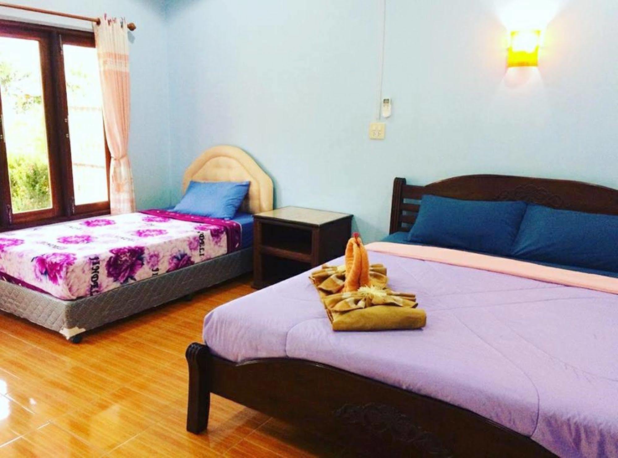 Отель Phu Lanta Life Ко-Ланта Экстерьер фото